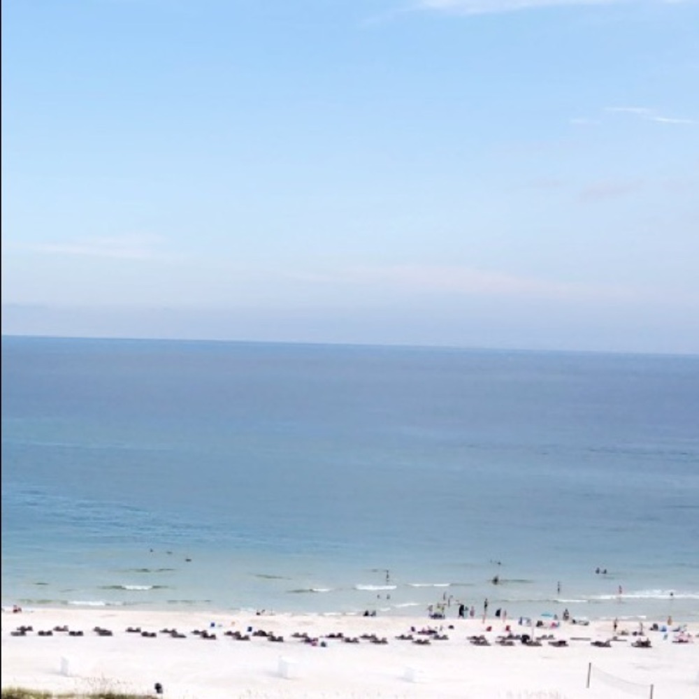 Meet your Posher, Victoria